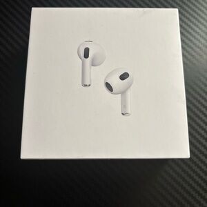 Apple AirPods (3rd Generation)